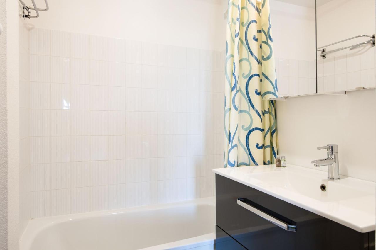 Ombrine Apartment